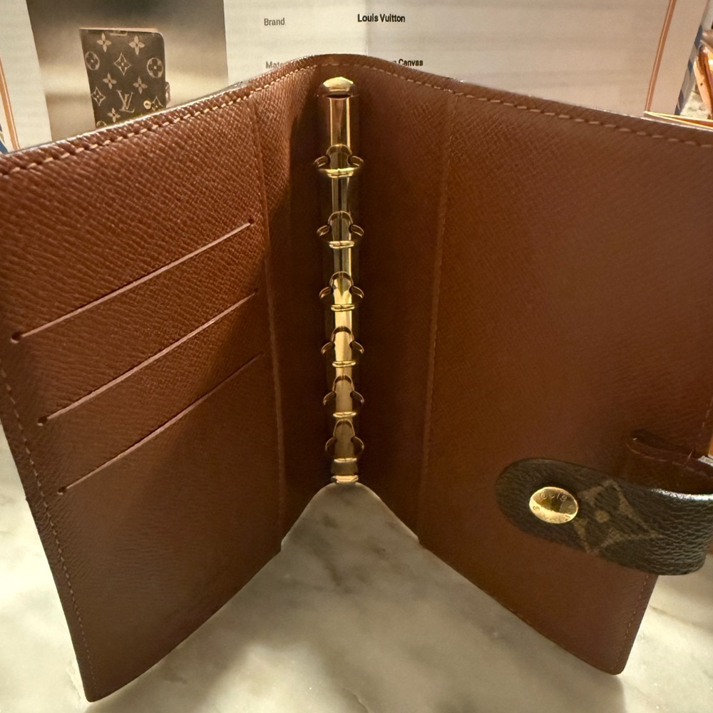 Louis Vuitton Small Ring Agenda Cover (Retail is $505) - Picture 2 of 6